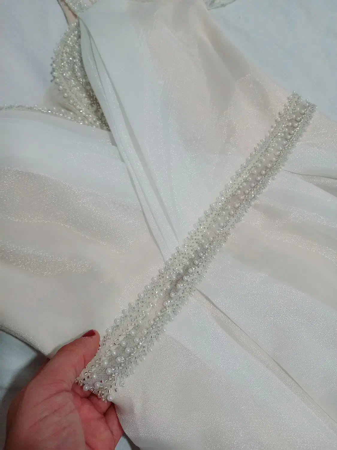 لباس کاملا نو و تمیز|لباس|دورود, |دیوار