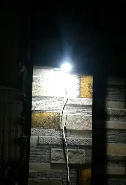 چراغ خواب دیواری اتاق خواب کودک طرح زنبوری|اسباب و اثاث بچه|بروجرد, |دیوار