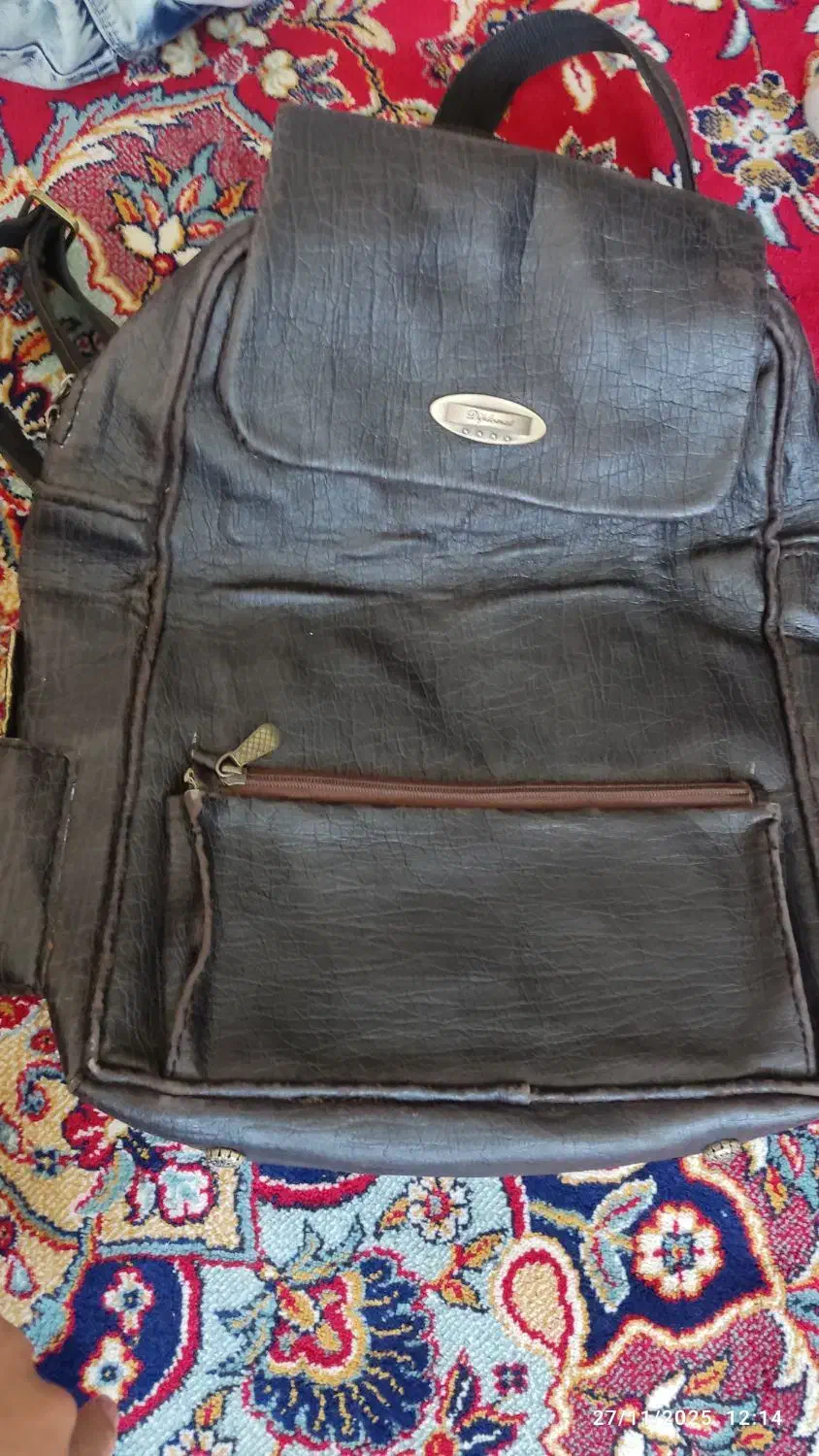 کوله پشتی|کیف، کفش، کمربند|قم, زاویه|دیوار