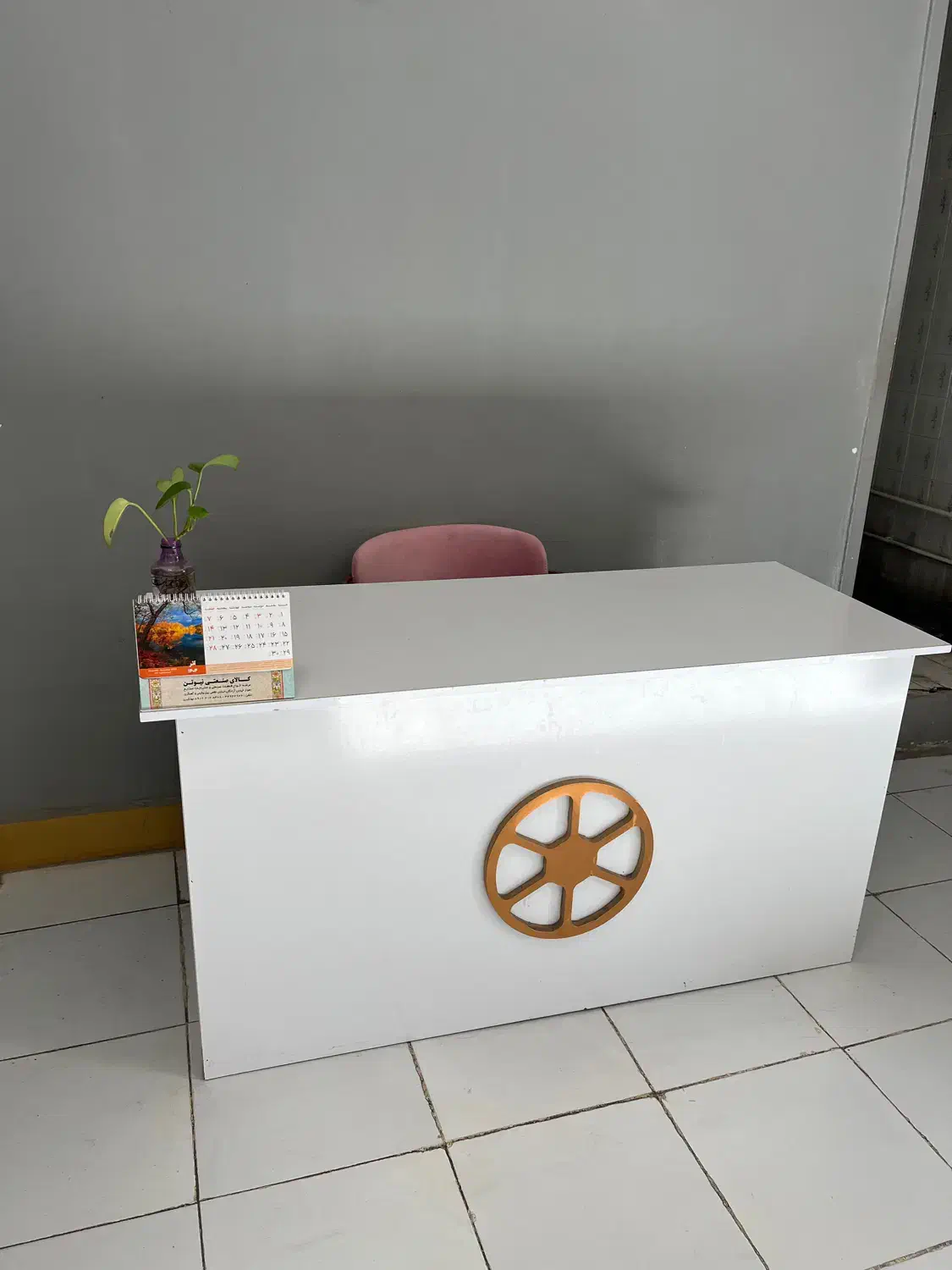 میز مدیریت|میز تحریر و کامپیوتر|اهواز, کوی سعدی|دیوار