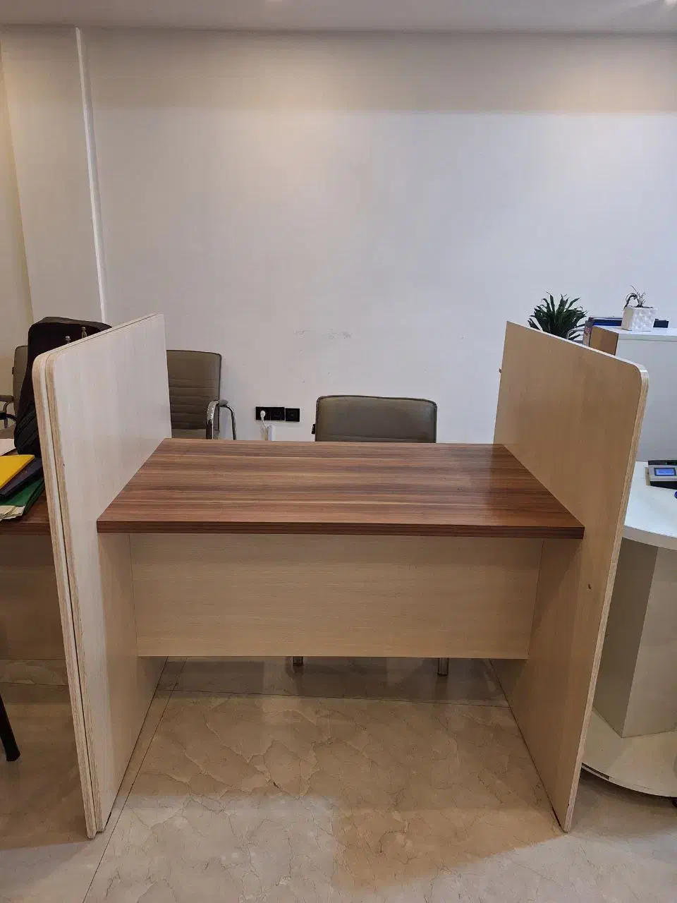 میز اداری دو طرفه|مبلمان اداری|مشهد, نیروی هوایی|دیوار