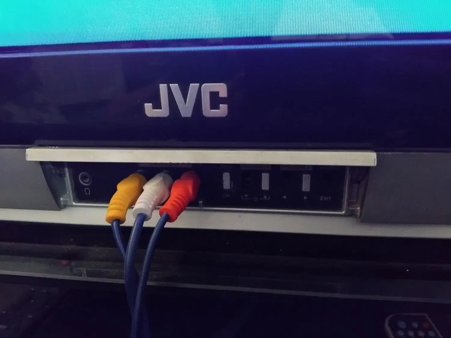 تلوزیون قدیمی|تلویزیون و پروژکتور|سلطانیه, |دیوار