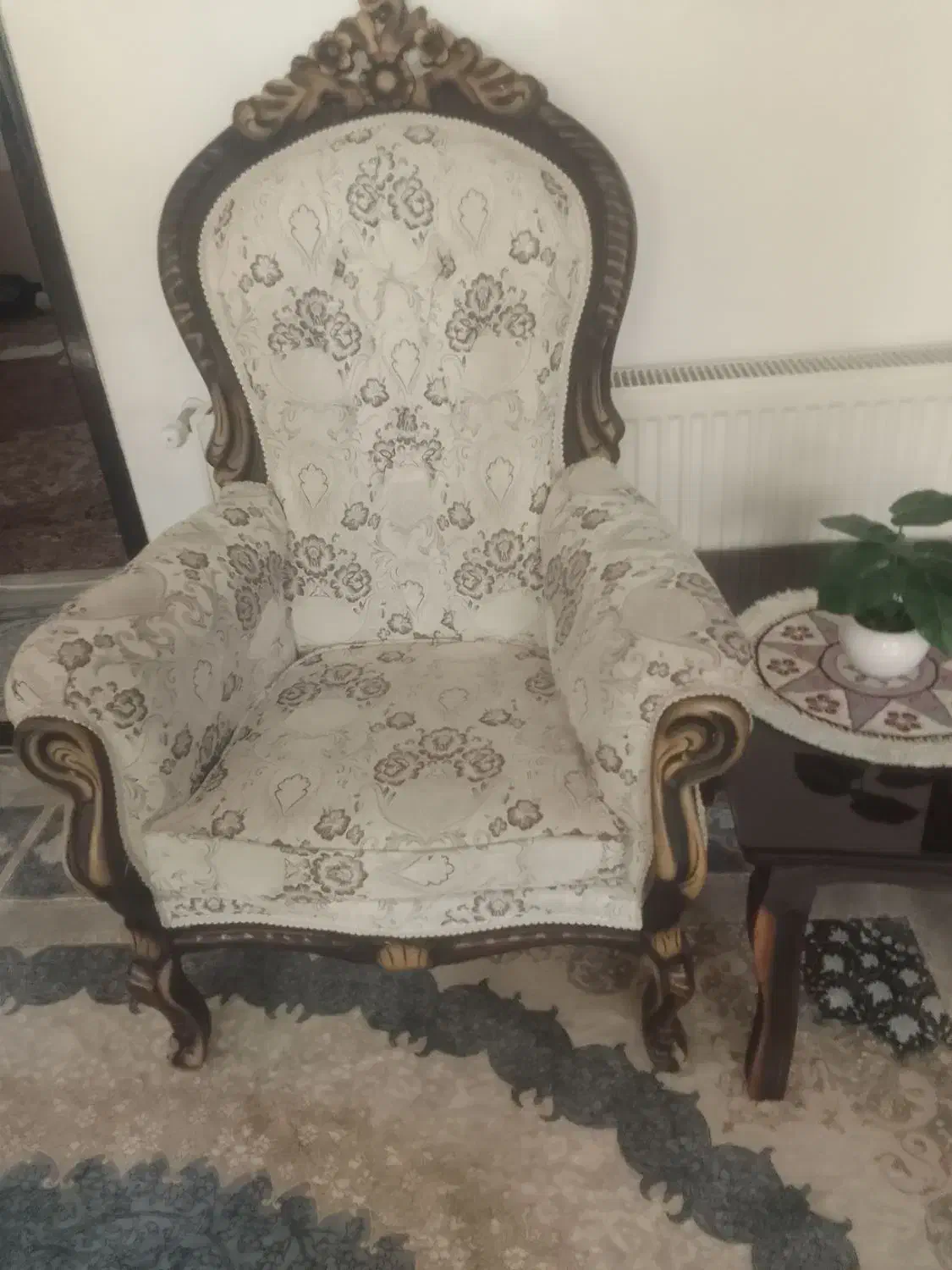 مبلمان ومیز عسلی|مبلمان خانگی و میز عسلی|قائن, |دیوار