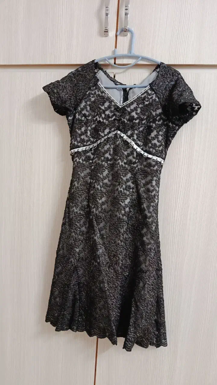 فروش لباس مجلسی سایز ۳۸|لباس|اردکان, |دیوار