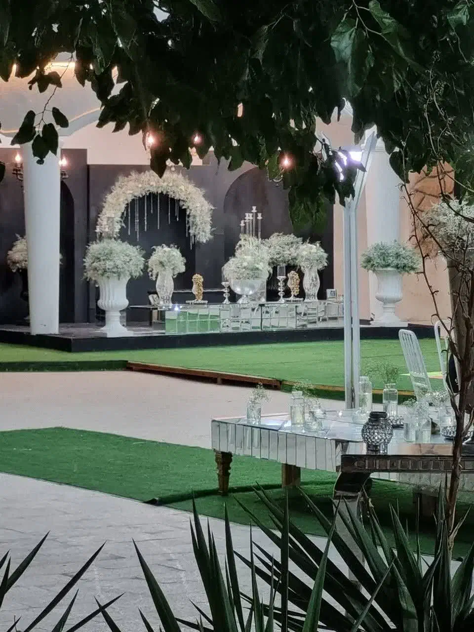 باغ تالار ویژه گردهمایی وهمایش|گردهمایی و همایش|مشهد, الهیه|دیوار