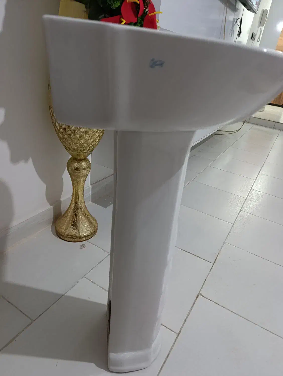 روشویی توس‌سرام درجه یک|لوازم سرویس بهداشتی|مشهد, چهارچشمه|دیوار