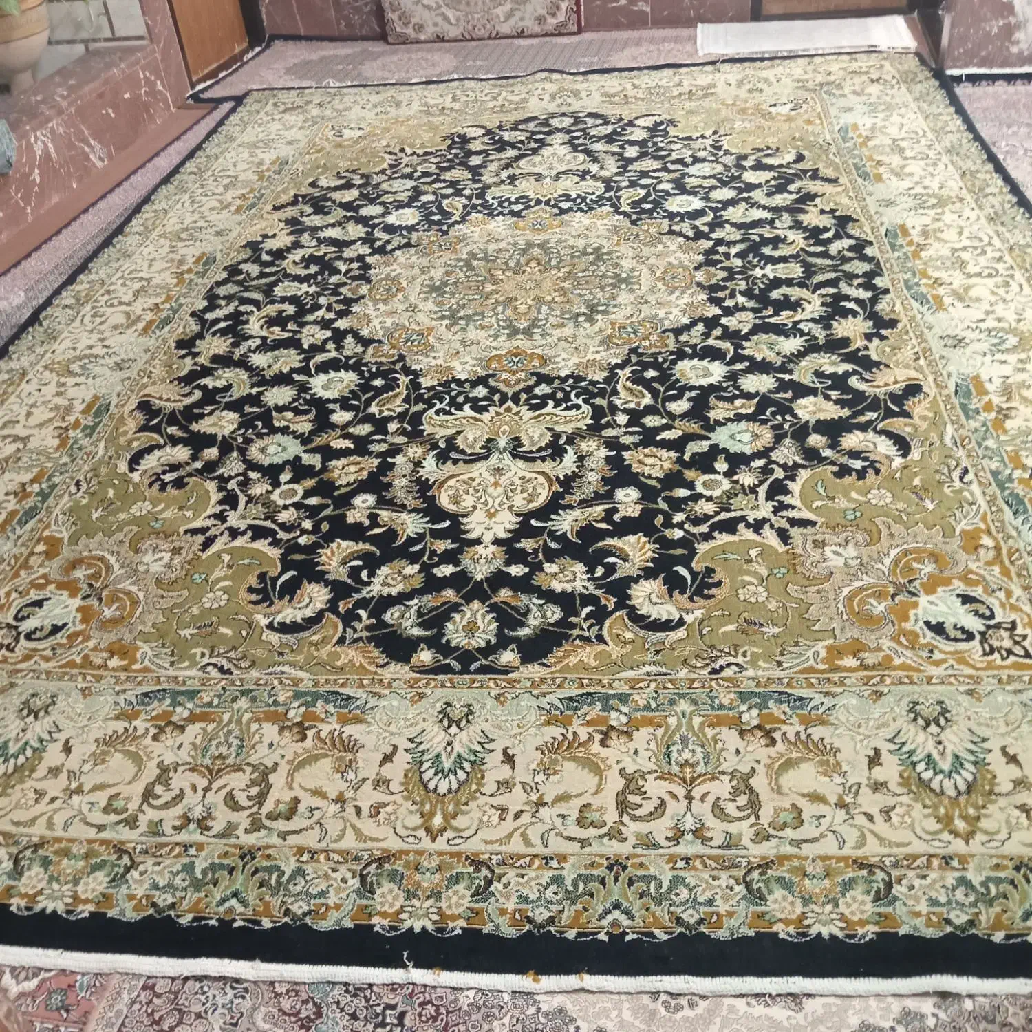 فرش ۱۲متری دسته دو در حد نو|فرش|کامیاران, |دیوار