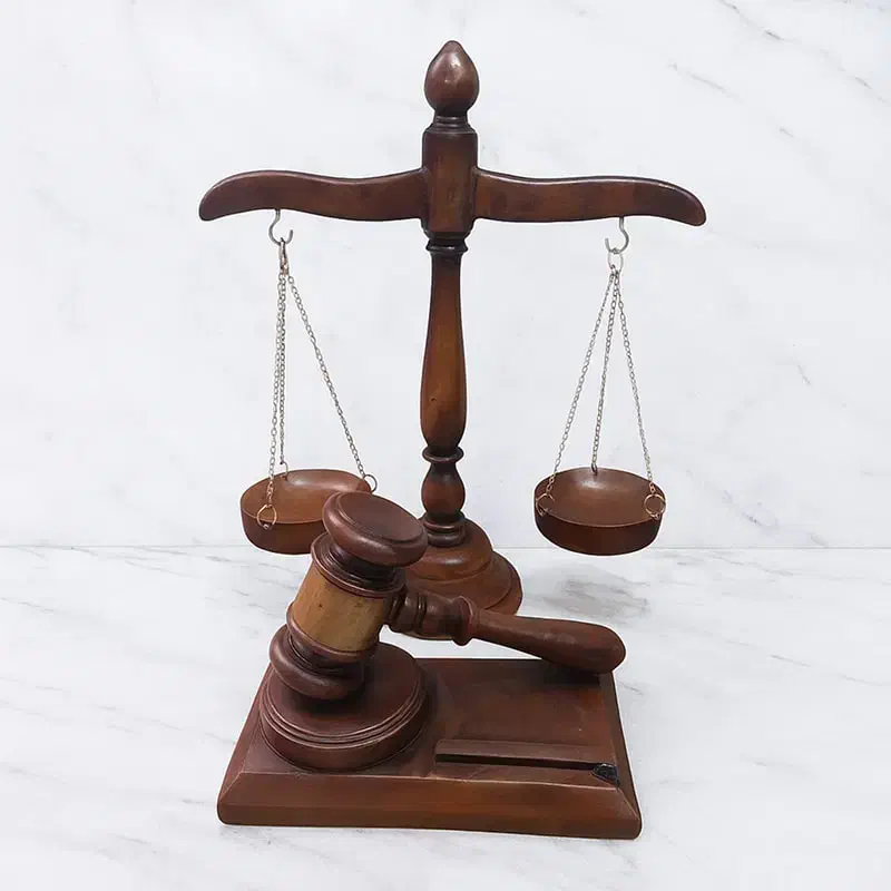 وکیل، وکالت ، کار دفتری|استخدام مالی، حسابداری، حقوقی|مهاباد (آذربایجان غربی), |دیوار