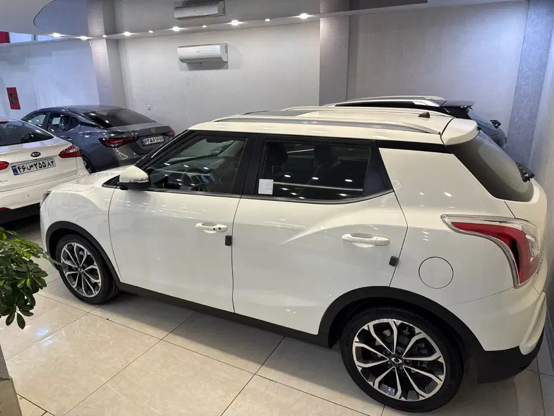 تیوولی ۲۰۱۷ فابریک کمکار استثنایی|خودرو سواری و وانت|شیراز, فرهنگ شهر|دیوار