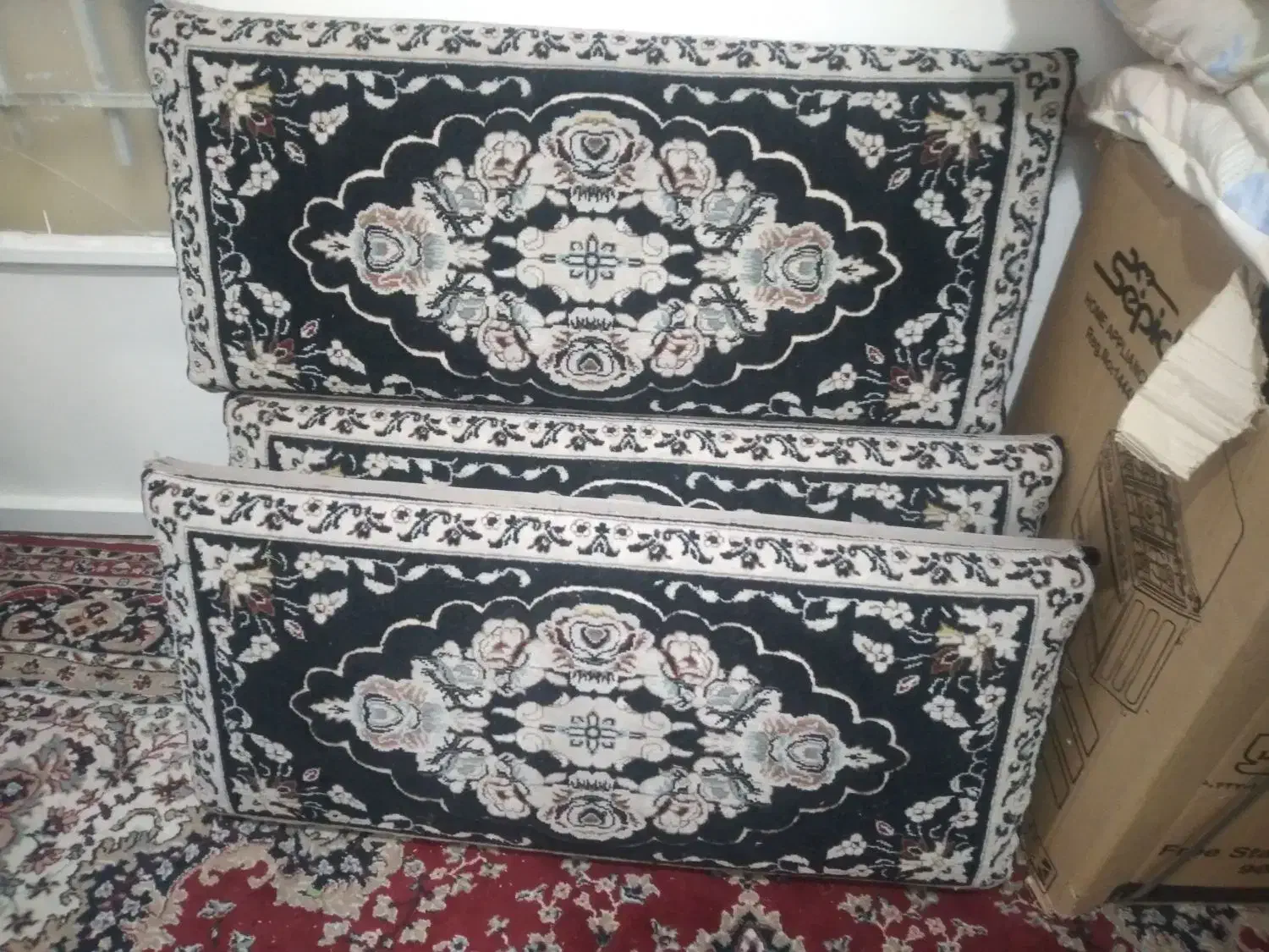 پشتی|پشتی|مشهد, شهید قربانی|دیوار