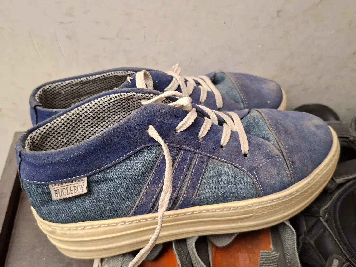 کیف درحدنو۱۵۰|کیف، کفش، کمربند|سبزوار, قائم|دیوار