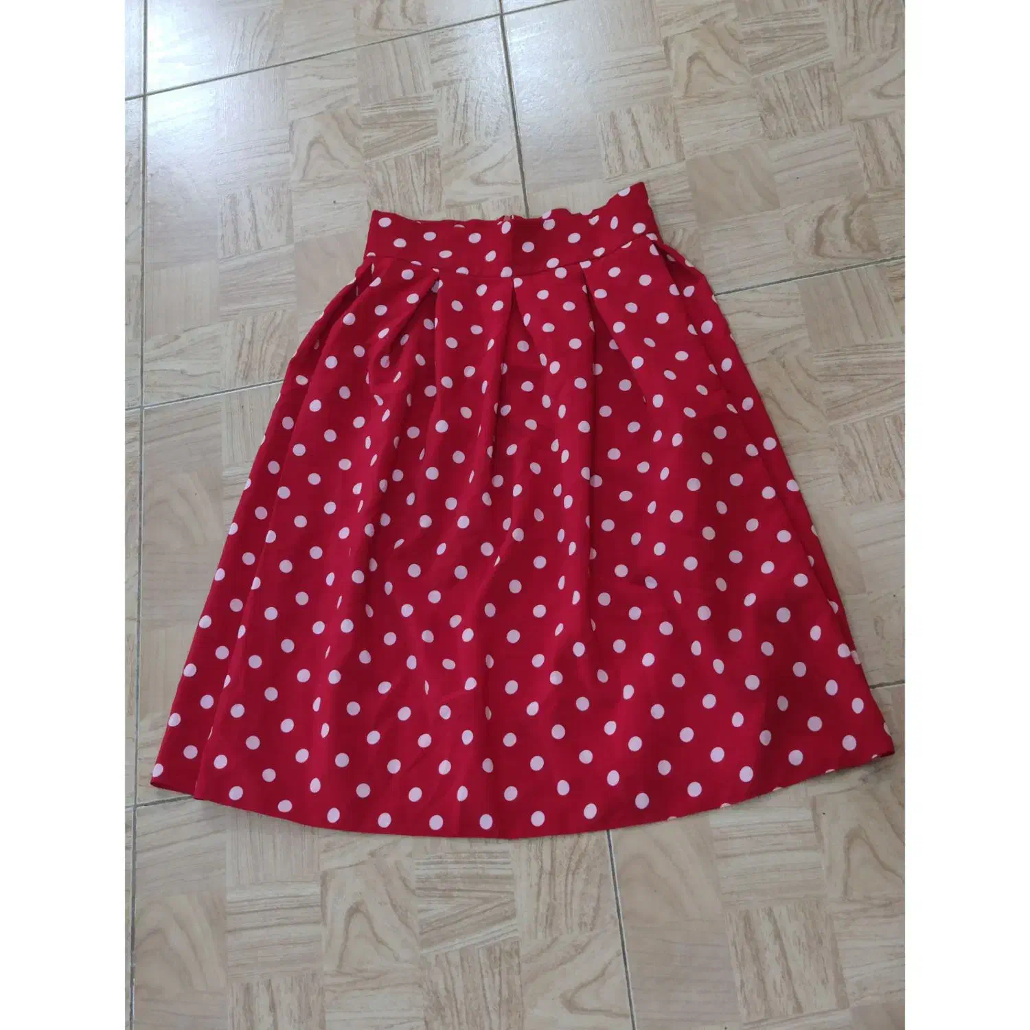 دامن زنانه|لباس|رشت, خمیران زاهدان|دیوار