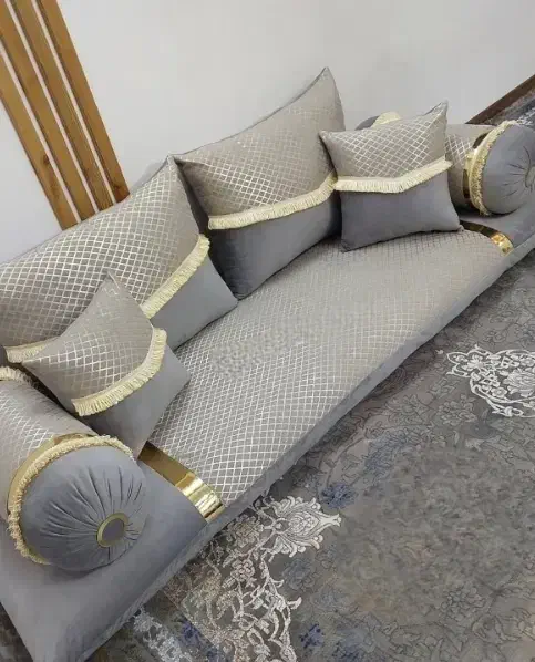 بالش وتشک|رختخواب، بالش، پتو|ماکو, |دیوار