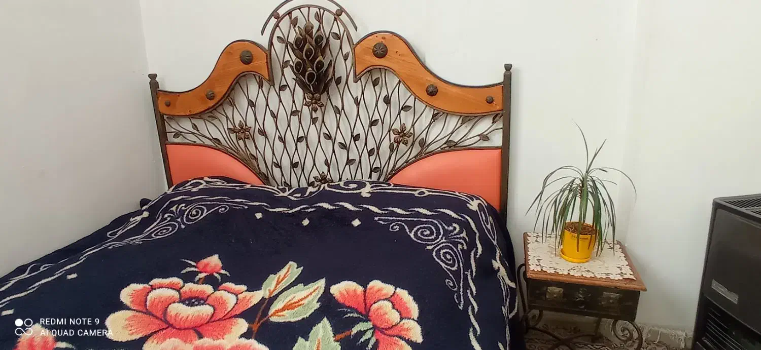 تخت فرفورژه|تخت و سرویس خواب|مشهد, شفا|دیوار