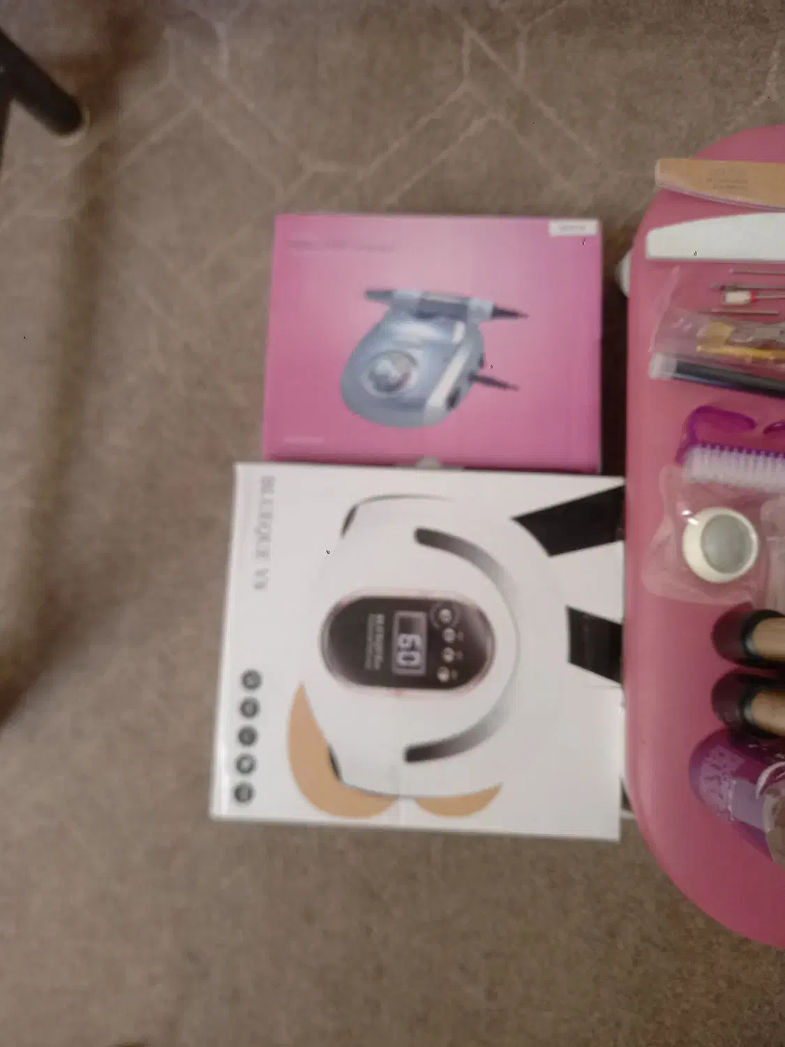 وسایل کاشت ناخن|آرایشی، بهداشتی، درمانی|خرمآباد, |دیوار