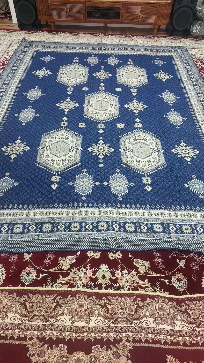 ۲ عدد رو فرشی ۹ متری دو رو نو.|روفرشی|قرچک, قشلاق جیتو|دیوار