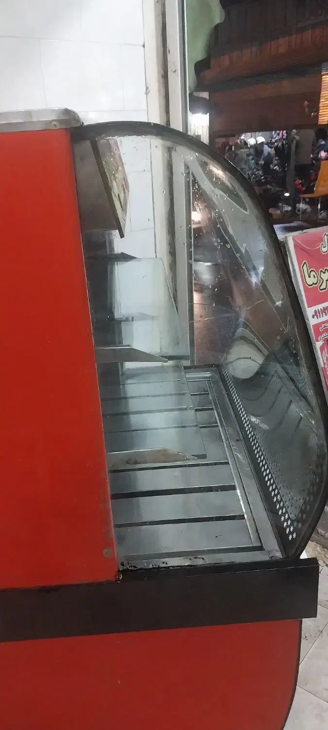 یخچال ایستاده ویترینی کبابی وغیره|فروشگاه و مغازه|رشت, خواهر امام|دیوار