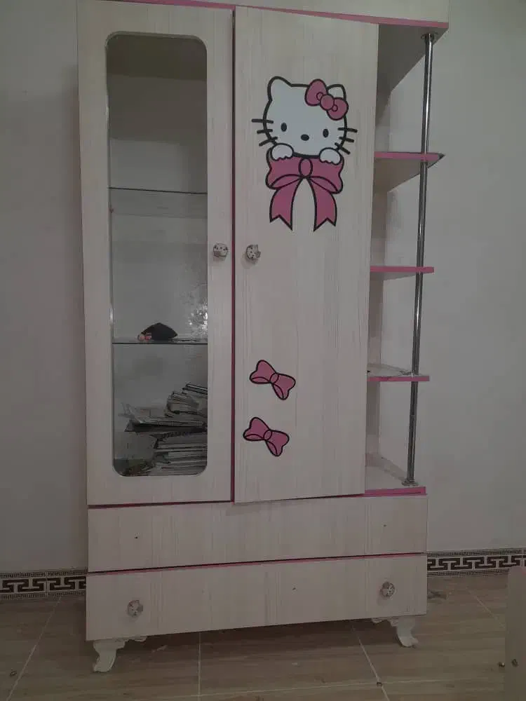 تخت و کمد دخترانه|تخت و سرویس خواب|شریف‌آباد, |دیوار