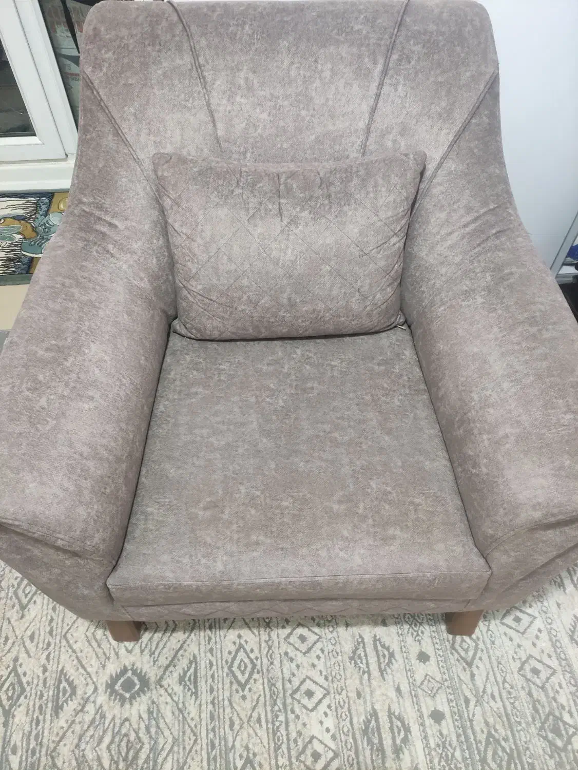 مبل تک نفره و میز بن تن و صندلی بنتن و کامپیوتر|رایانه رومیزی|تهران, استخر|دیوار