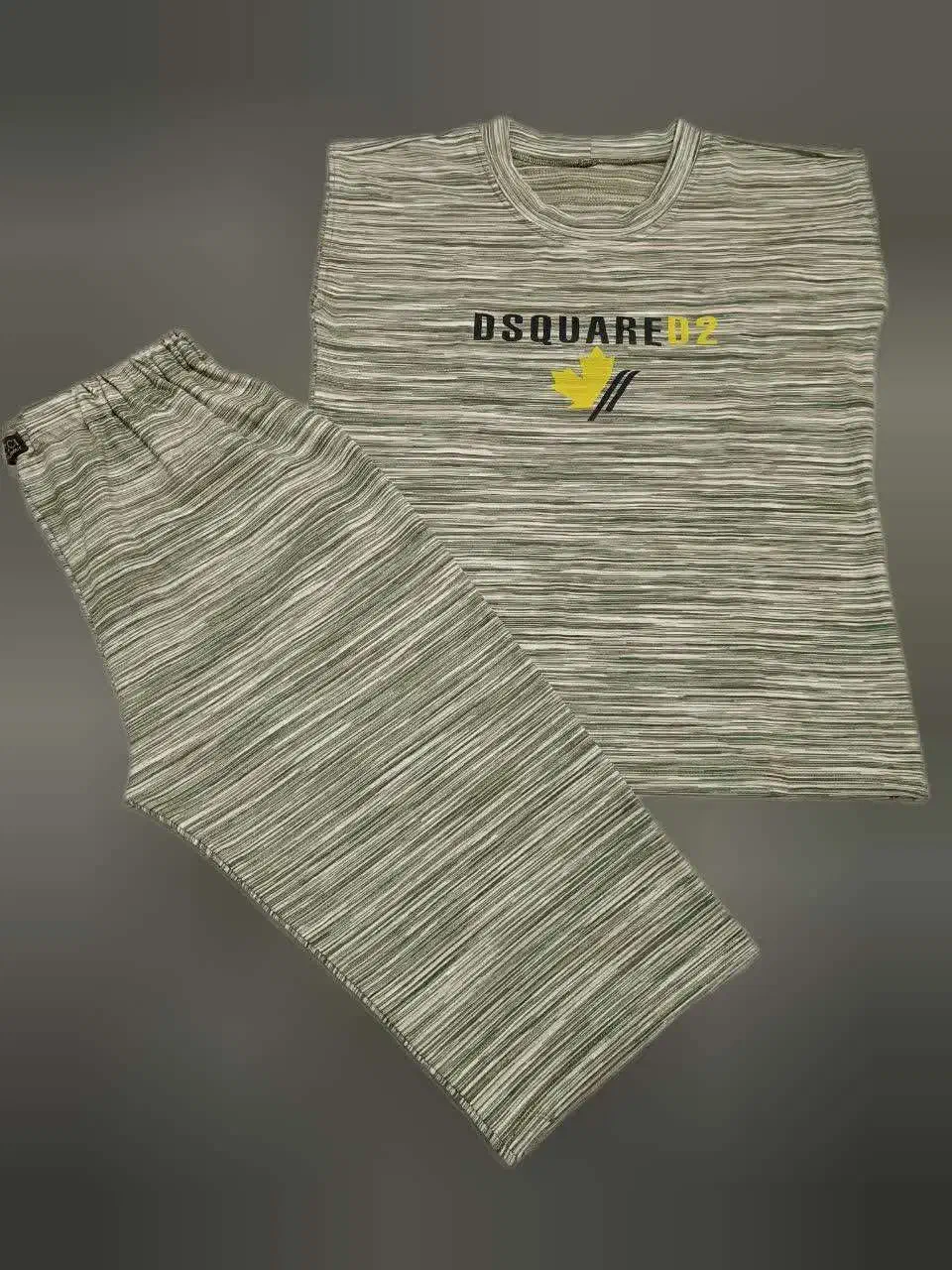 تیشرت و شلوارک|لباس|اصفهان, سرچشمه|دیوار