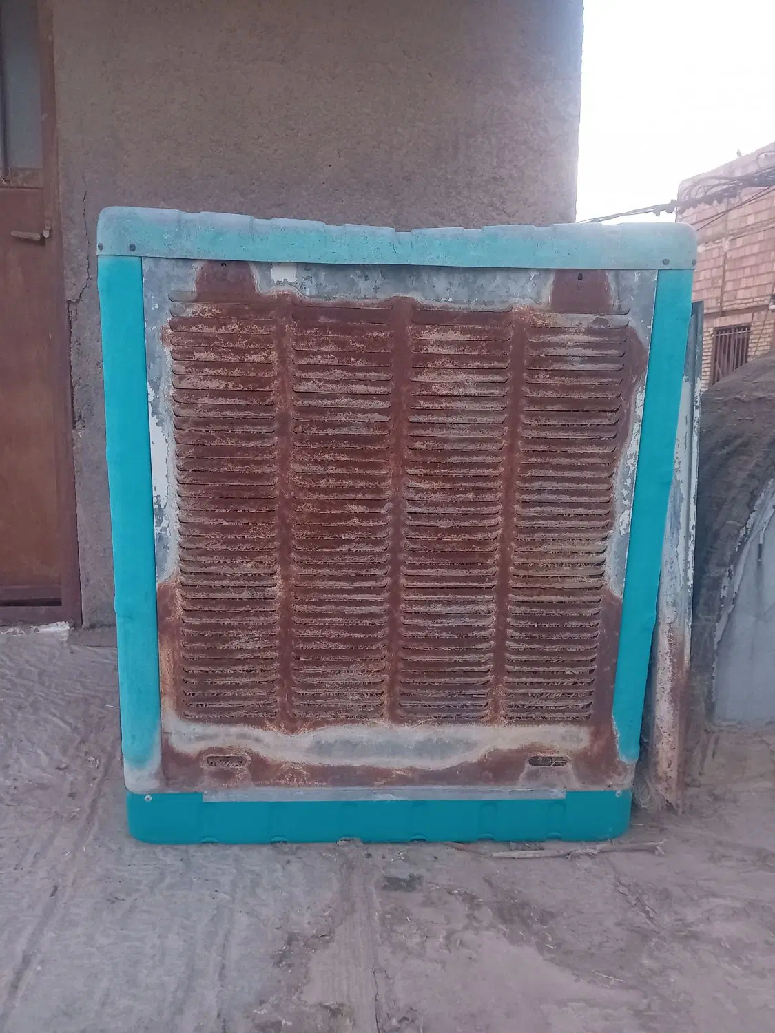 کولر ابی|کولر آبی|نیشابور, مازول|دیوار