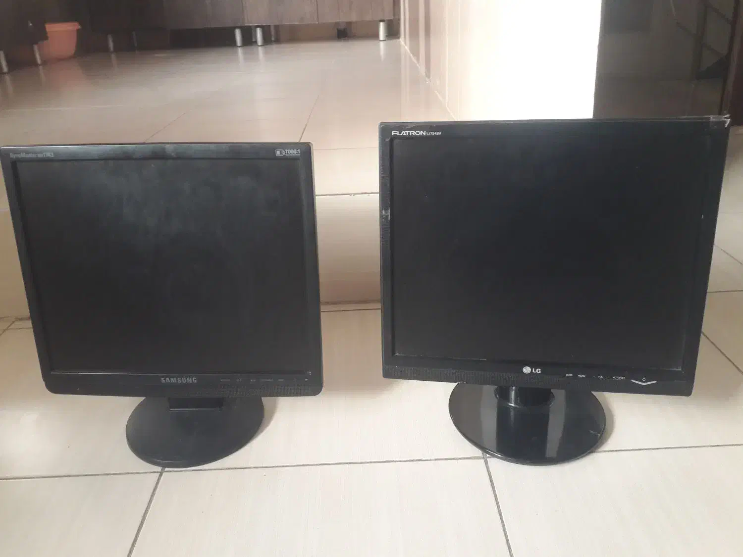 مانیتور الجی سامسونگ|قطعات و لوازم جانبی رایانه|ایلام, |دیوار