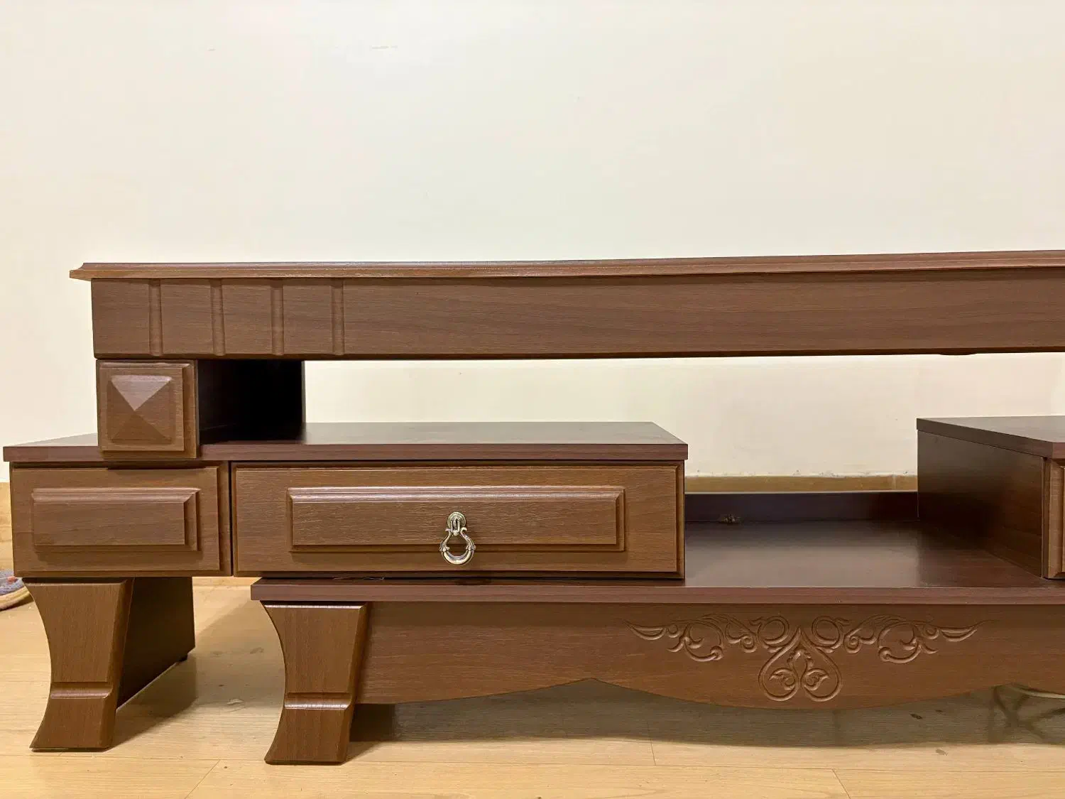 میز جلو مبلی و میز تلویزیون|مبلمان خانگی و میز عسلی|مشهد, هنرور|دیوار