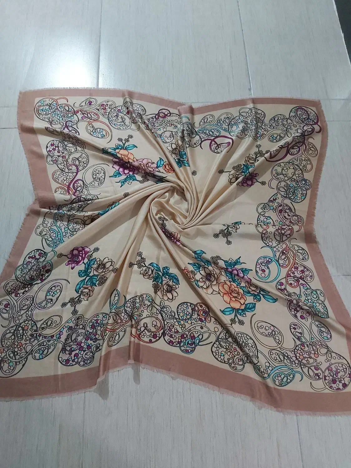 روسری های نو قواره بزرگ و کوچیک|لباس|کرمانشاه, |دیوار