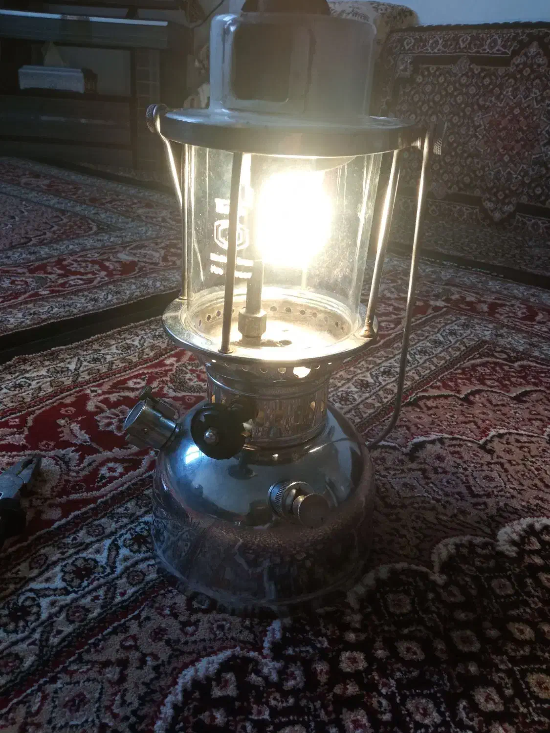 چراغ توری|کلکسیون اشیاء عتیقه|مریوان, |دیوار