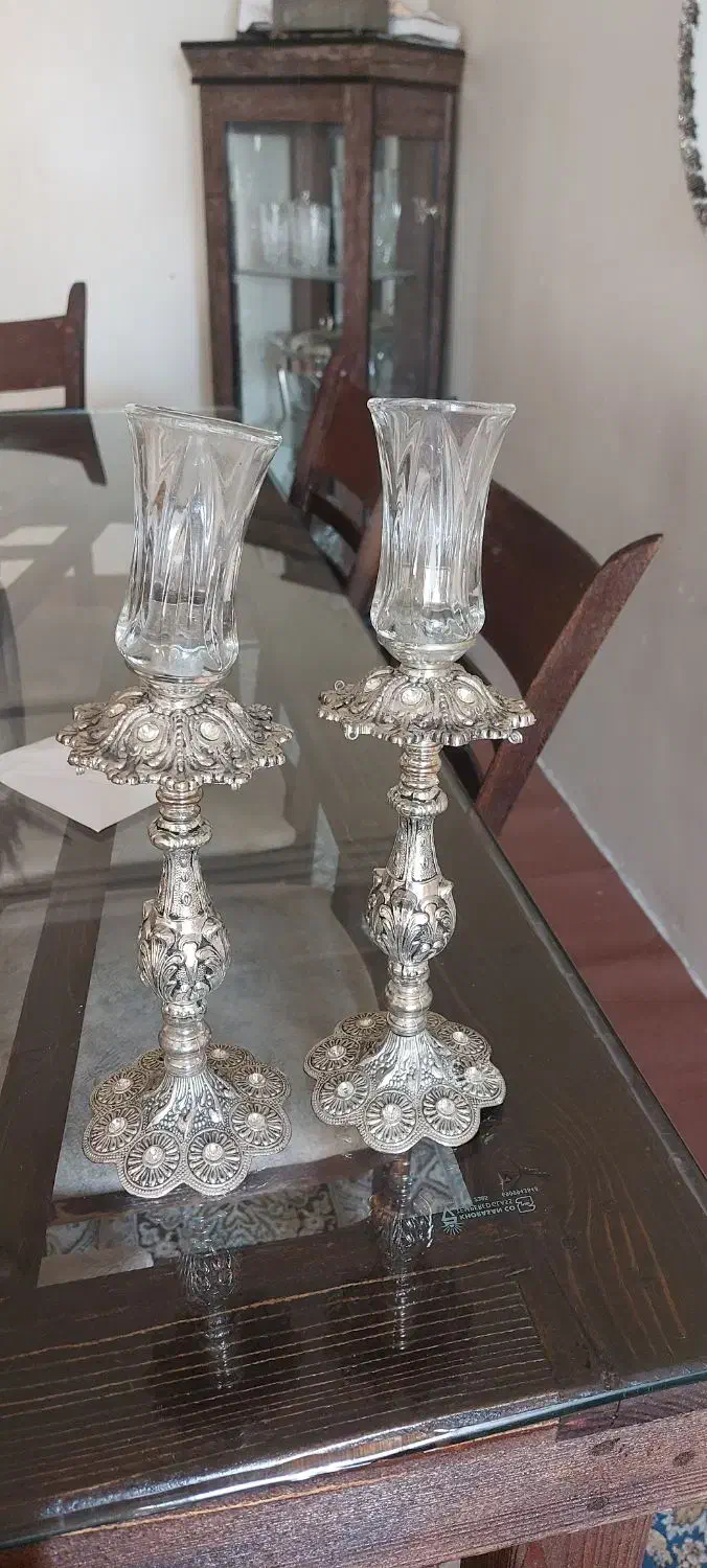 اینه|آینه|مشهد, هفت تیر (نه دره)|دیوار