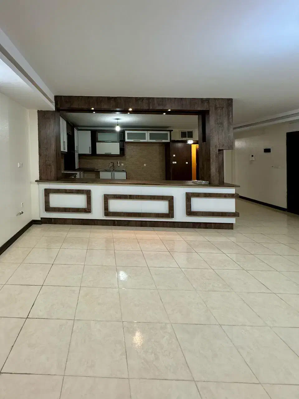 ۱۴ متر کابینت تمام ام دی. اف همراه سینک وهود|مصالح و تجهیزات ساختمان|لردگان, |دیوار