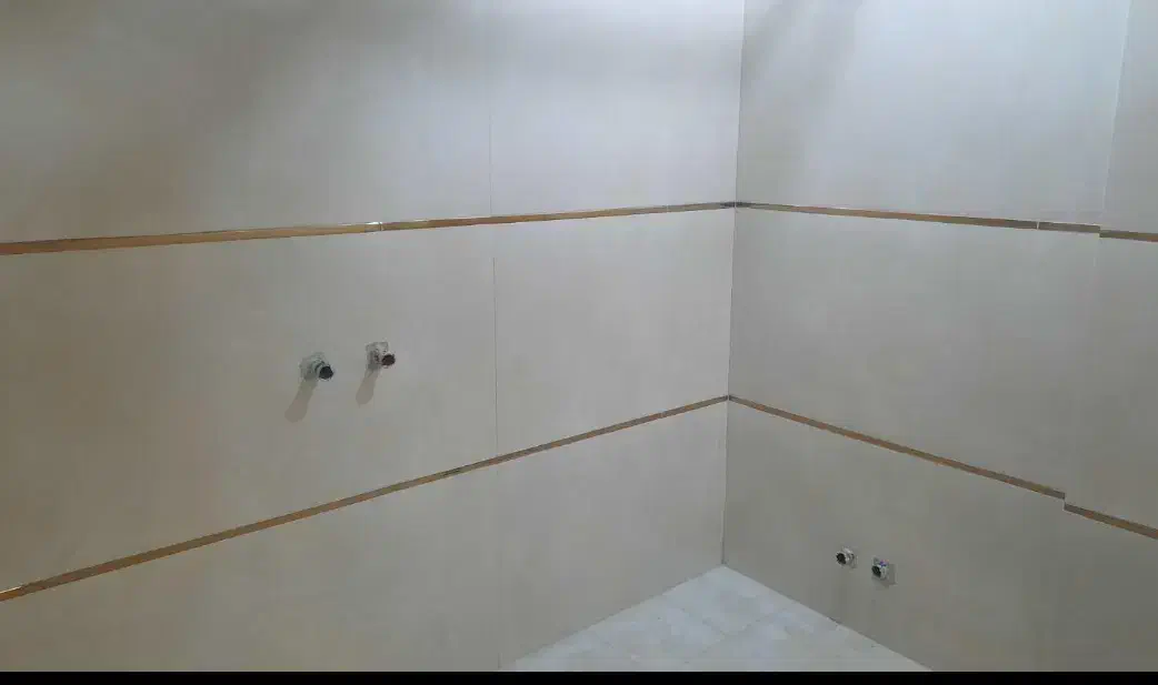 کاشیکاری تعمیرات ایزوگام و تخریب|خدمات پیشه و مهارت|ساری, |دیوار