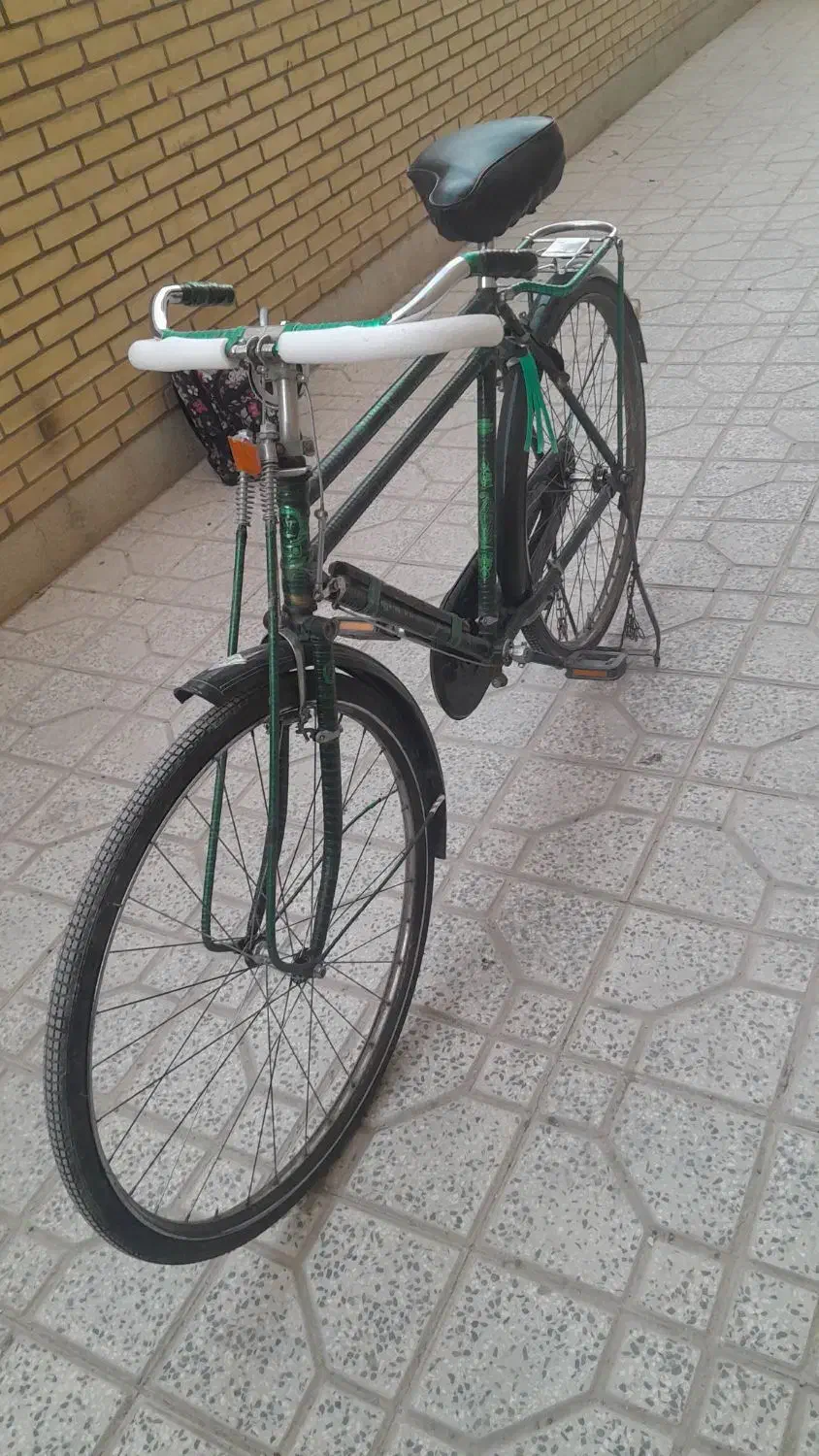 دوچرخه چینی سالم سایز ۲۸ معاوضه با حرفهای|دوچرخه، اسکیت، اسکوتر|فلاورجان, |دیوار