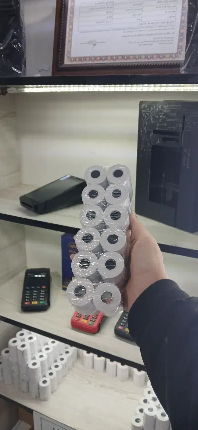 رول و کیف کارتخوان در دفتر پیشخوان دولت|حراج|قم, نیروگاه|دیوار