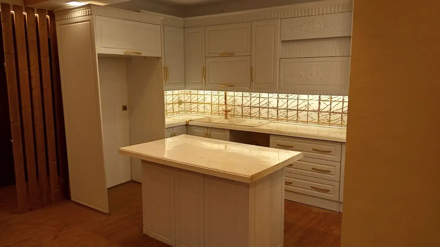 نصب ، طراحی و اجرای کابینت آشپزخانه و کمد دیواری|خدمات پیشه و مهارت|تهران, شارق|دیوار