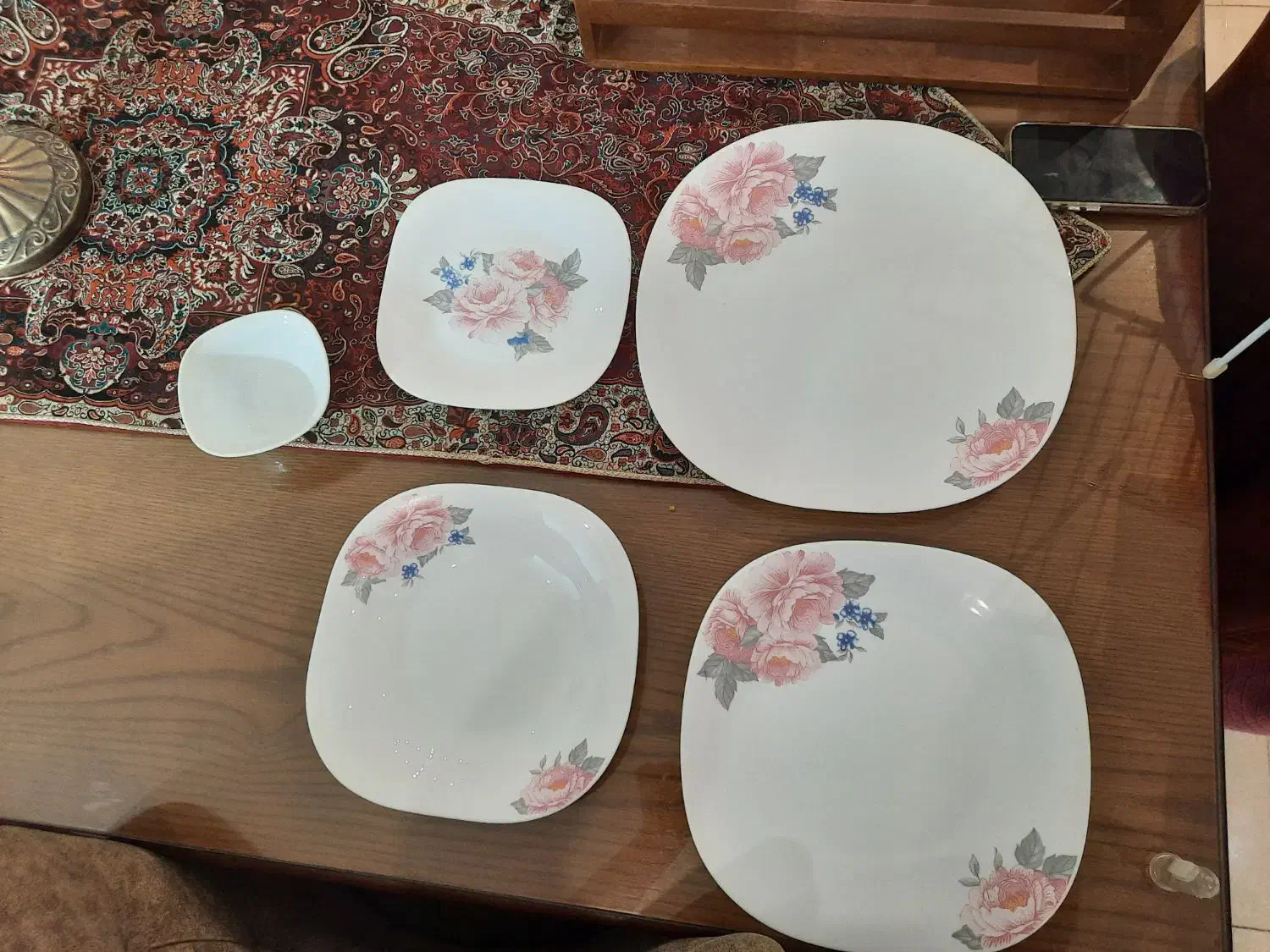 سرویس اوپال  تمیز و کم کارکرد|ظروف سرو و پذیرایی|رشت, استقامت ۱|دیوار