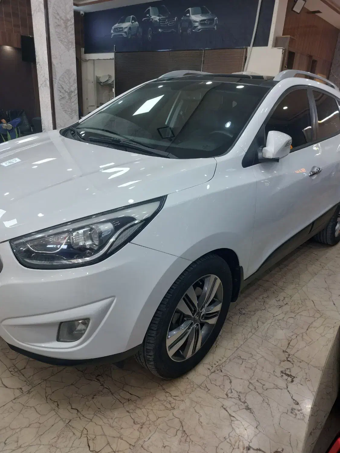 توسان ۲۰۱۵ فول کامل|خودرو سواری و وانت|یزد, |دیوار