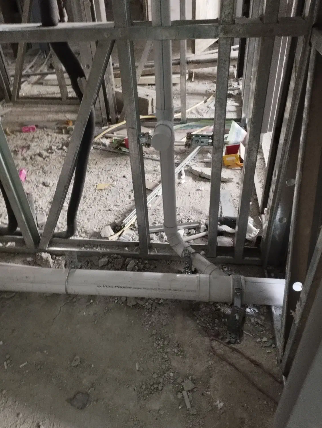 تاسیسات لوله کشی|خدمات پیشه و مهارت|تبریز, |دیوار