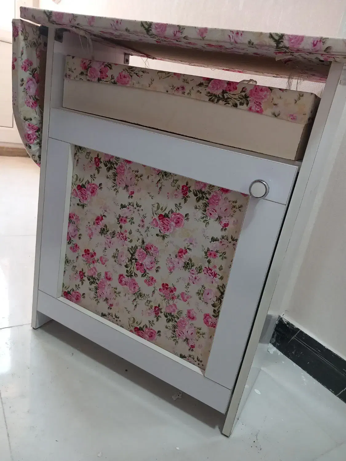 میز اتو|اتو و لوازم اتو|ماهدشت, |دیوار