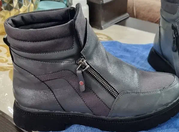 نیم بوت زنانه|کیف، کفش، کمربند|یزد, |دیوار