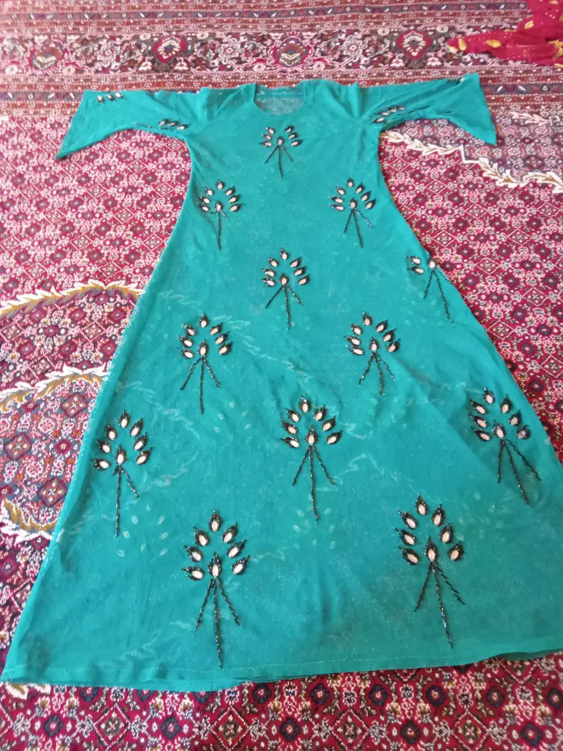 پیراهن کردی|لباس|دهلران, |دیوار