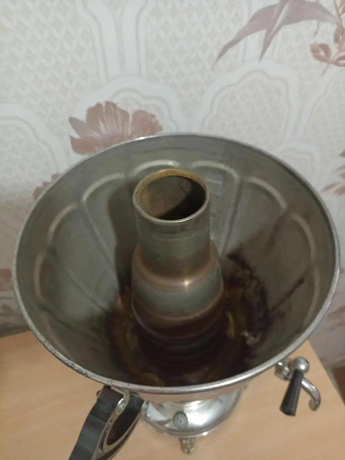 سماور نفتی برنجی ۵ لیتری|سماور، چای‌ساز، قهوه‌ساز|گلستان (تهران), |دیوار