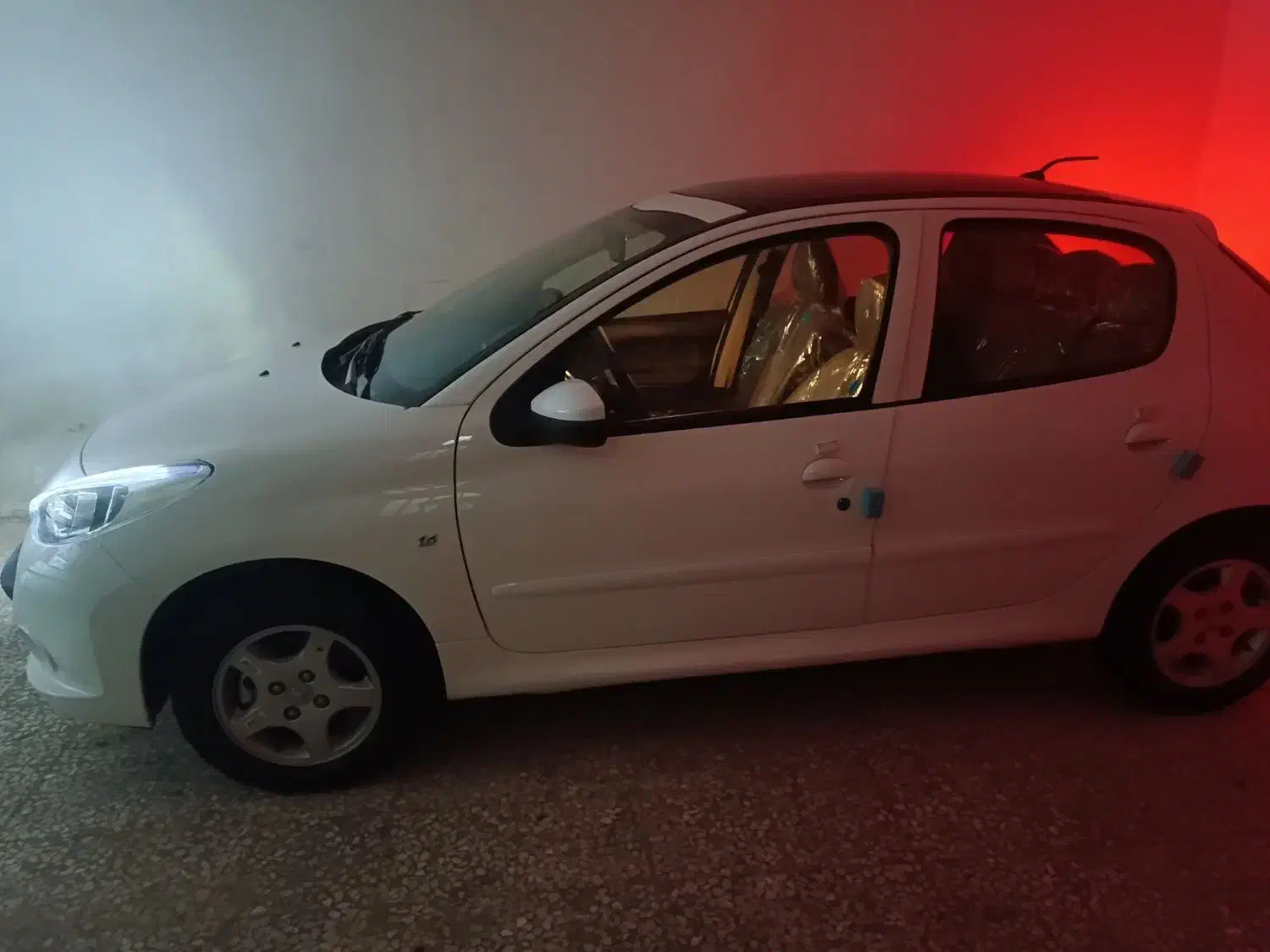 207 سقف شیشه ای رینگ الومینیومی|خودرو سواری و وانت|محمدشهر, محمدشهر|دیوار