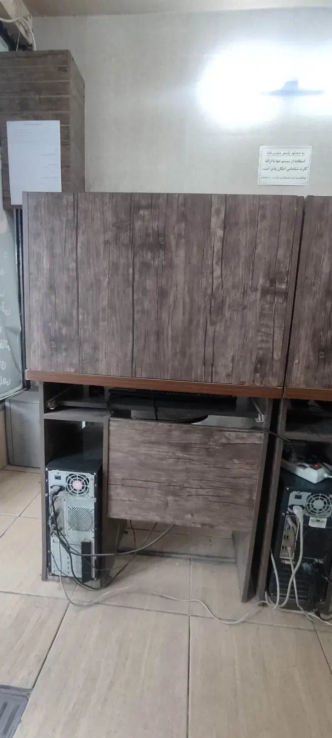 میز کامپیوتر مناسب منزل، اداری و کافی نت|میز تحریر و کامپیوتر|اصفهان, ملک‌شهر|دیوار