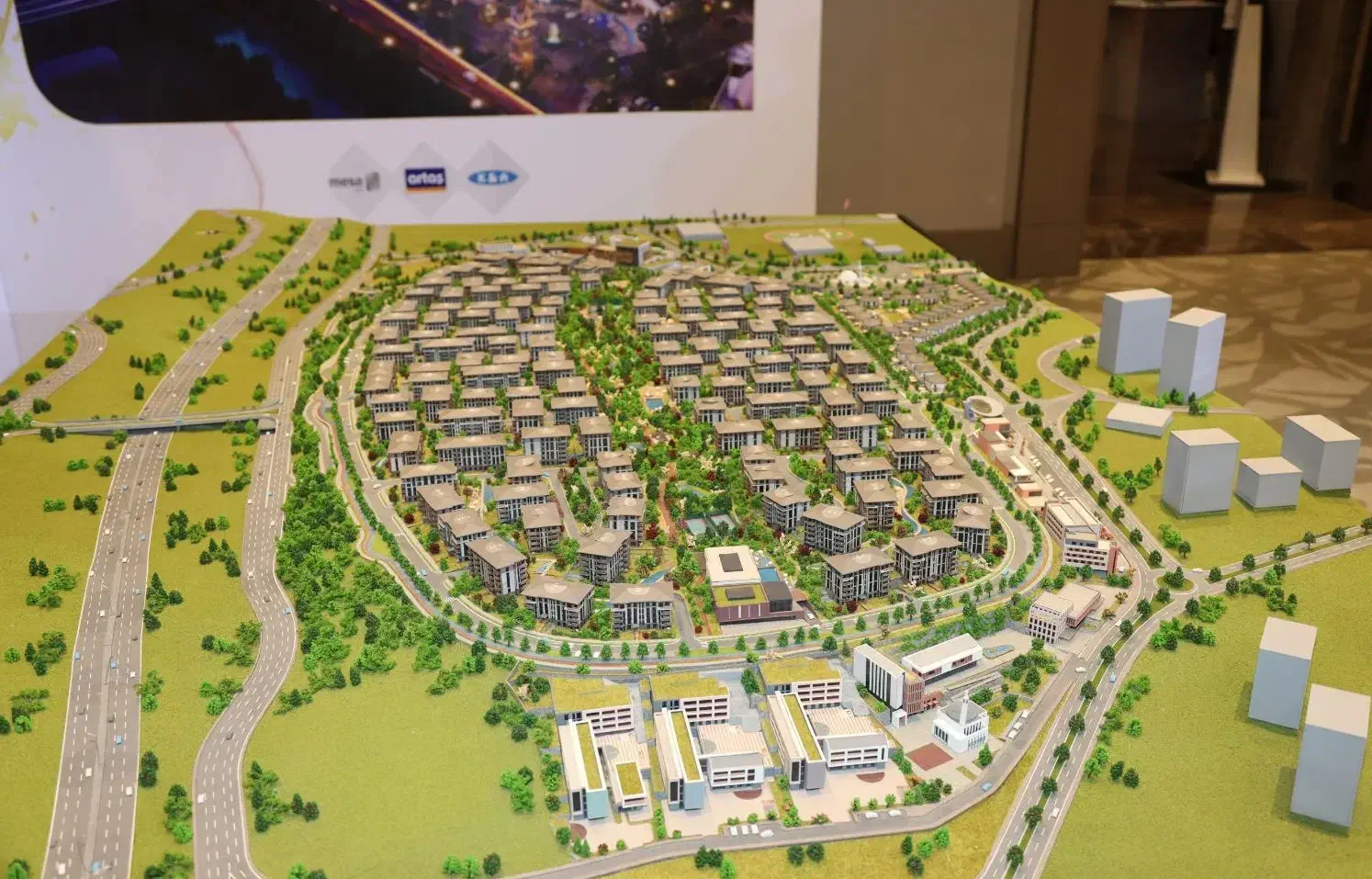 ماکت سازی و ساخت ماکتهای معماری/صنعتی/اصفهان|خدمات پیشه و مهارت|اصفهان, شهرک کوثر|دیوار