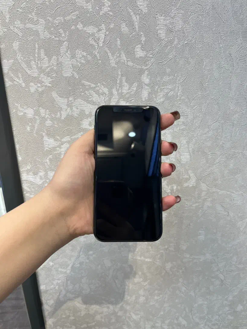 ۱۱پِرو تر تمیز با طرح اقساط|موبایل|اصفهان, مفتح|دیوار