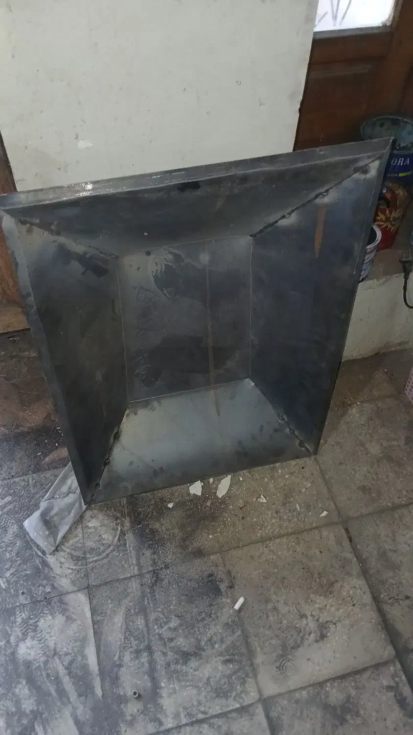 شاسی،،اتاق فرغون گاری|ابزارآلات|اصفهان, شهرستان|دیوار