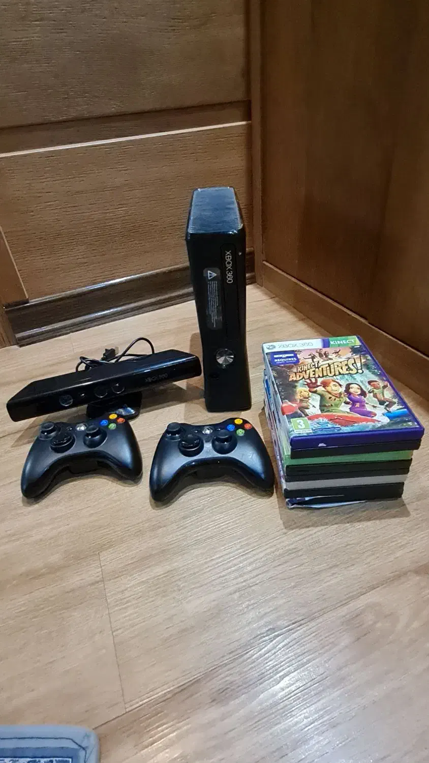 ایکس باکس ۳۶۰ تمیز و خانگی|کنسول، بازی ویدئویی و آنلاین|اصفهان, شهریار|دیوار