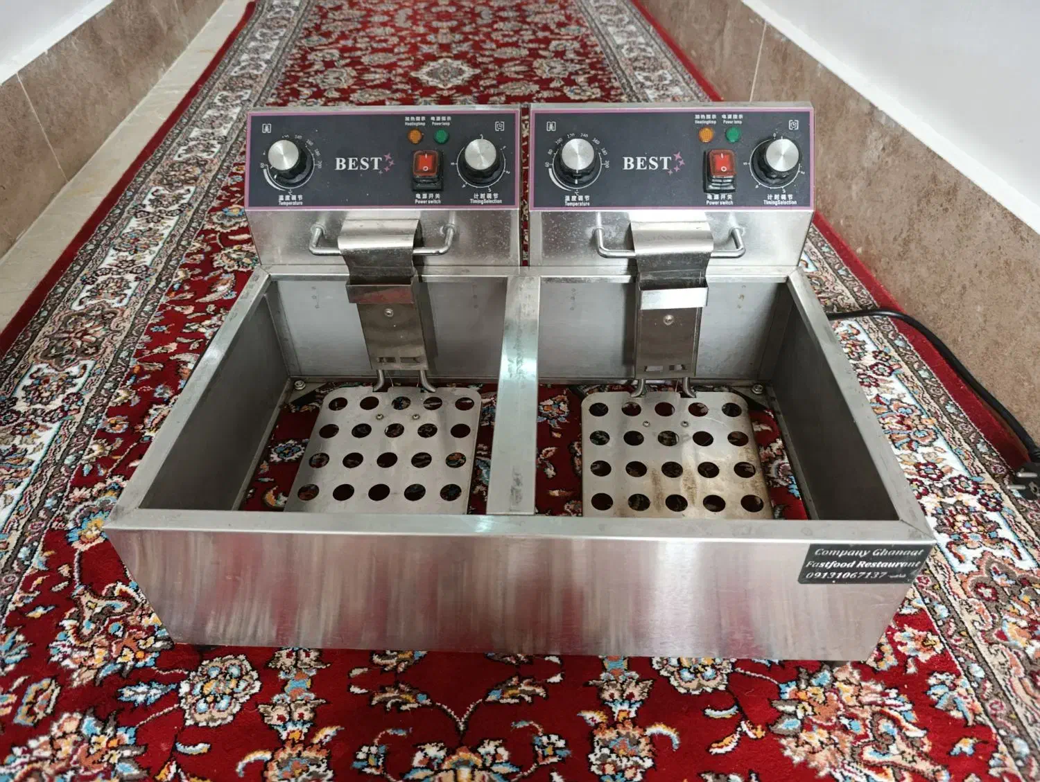 یخچال بخاری سرخ کن وافل ساز شکلات آبشاری|کافیشاپ و رستوران|ارومیه, |دیوار