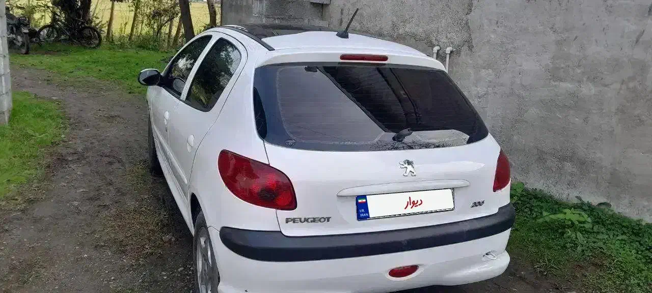 ۲۰۶ مدل ۴۰۱ پانوراما سفید|خودرو سواری و وانت|لاهیجان, شقایق|دیوار